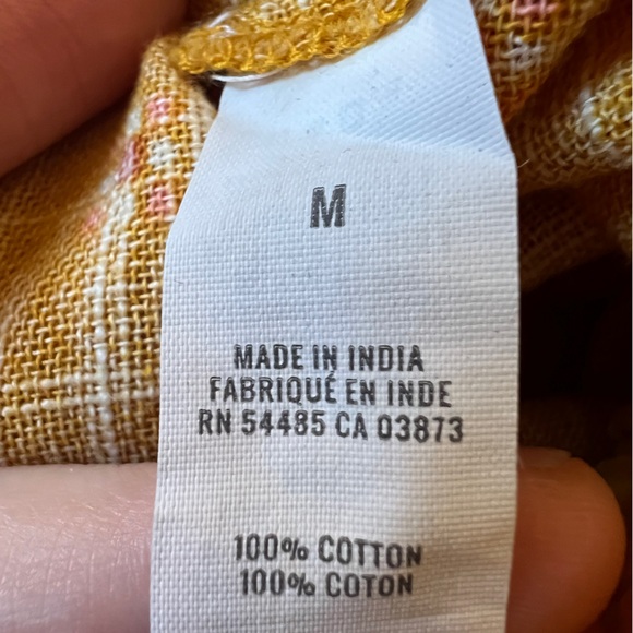 Aerie Yellow Floral Crochet Tie-Strap Romper NWT Size M cotton made in India - Picture 6 of 6